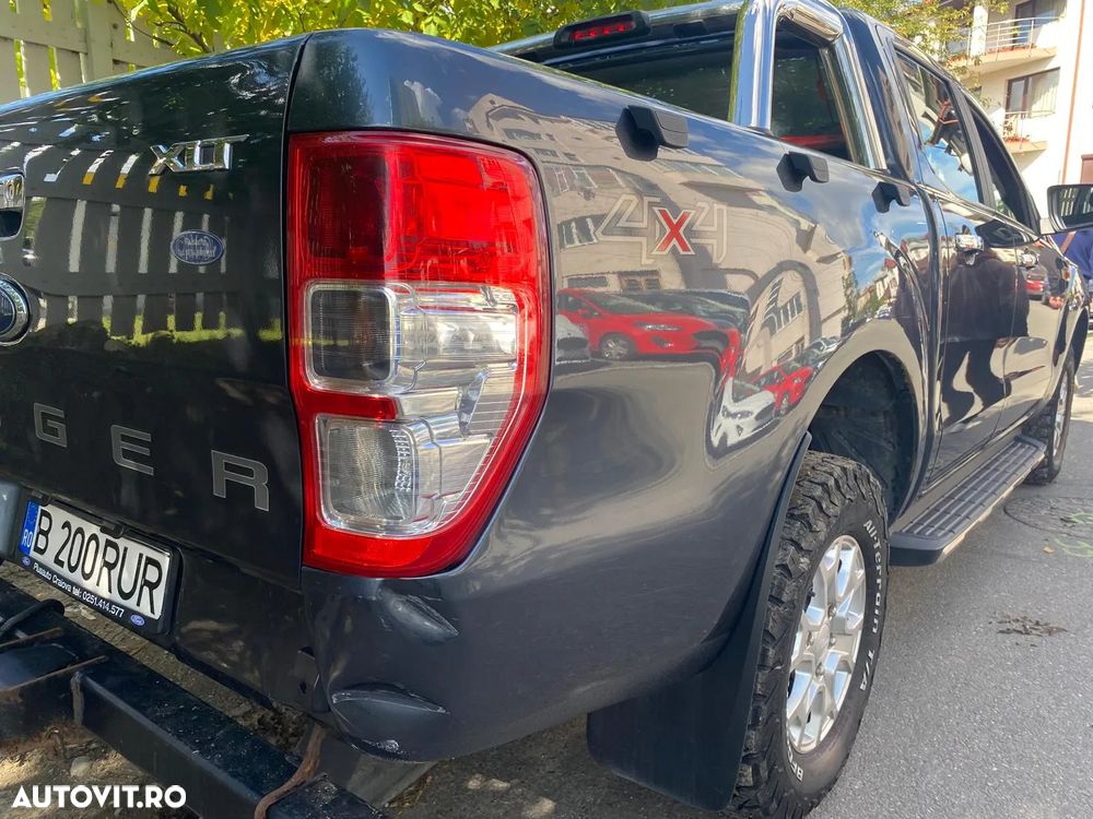Ford Ranger Pick-Up 2.2 TDCi 4x4 Cabina Dubla XLT - 9