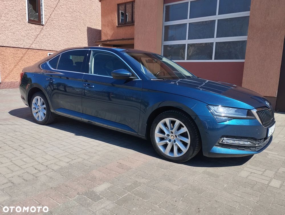 Skoda Superb 2.0 TDI SCR 4x4 Style DSG - 11