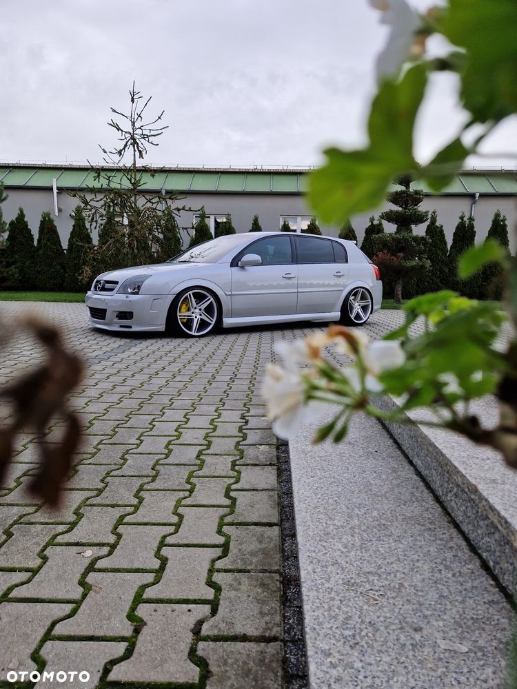 Opel Signum 2.0 T Sport - 1