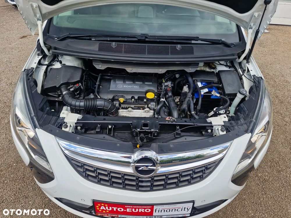 Opel Zafira Tourer 1.4 Turbo Edition - 29