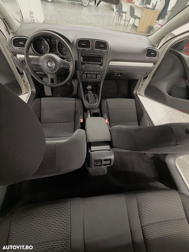 Volkswagen Golf - 5