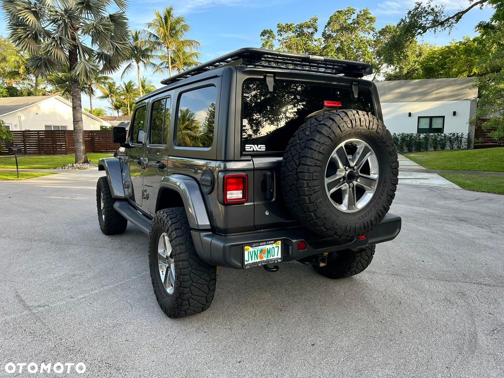 Jeep Wrangler - 7