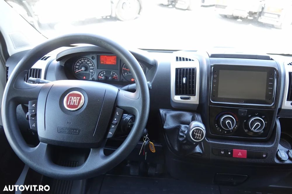 Fiat DUCATO MAXI / CONTAINER / 750 KG LIFT / GVWR: 3500 KG / MANUAL / 2021 - 30