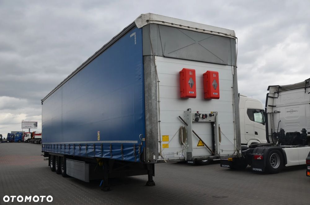 Schmitz Cargobull VARIOS / 2 POZIOMY JAZDY / OŚ PODNOSZONA / DACH POD. / KOSZ PALETOWY / CODE XL / OCYNK / 7390 - 1