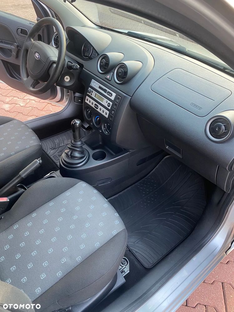 Ford Fiesta 1.3 Viva X - 11