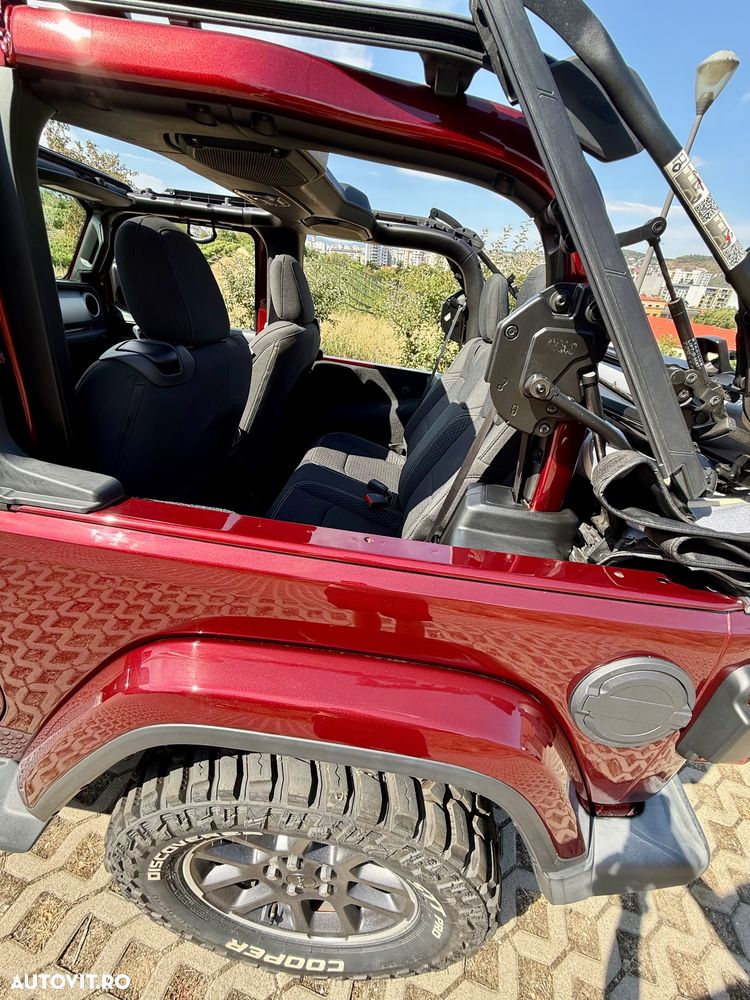 Jeep Wrangler - 29