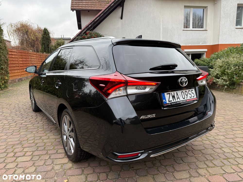 Toyota Auris 1.2 Turbo Executive - 6