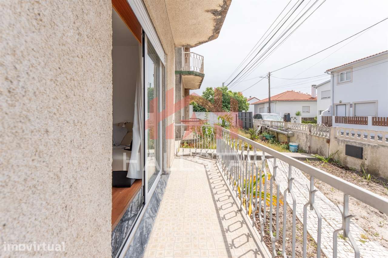 Apartamento T3 Remodelado / Garagem Fechada / Marinha Grande - Grande imagem: 5/22