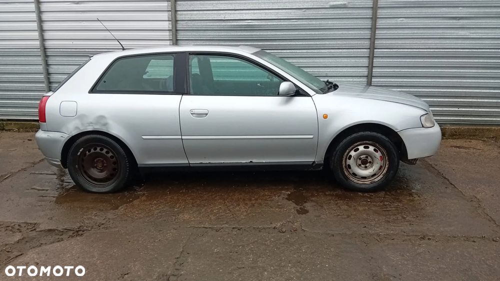 Tylko Części Audi A3 8L 1.8t agu 150KM 110kW 3d 96r–00r Lakier LY7M - 2