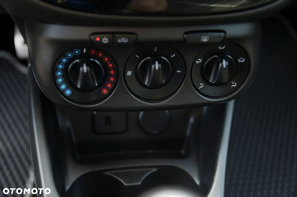 Opel Corsa 1.4 Color Edition S&S - 33