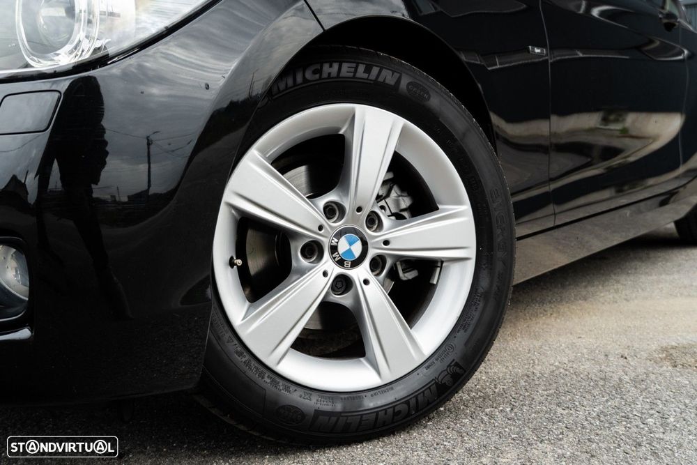 BMW 116 d EDynamics Line Sport - 39