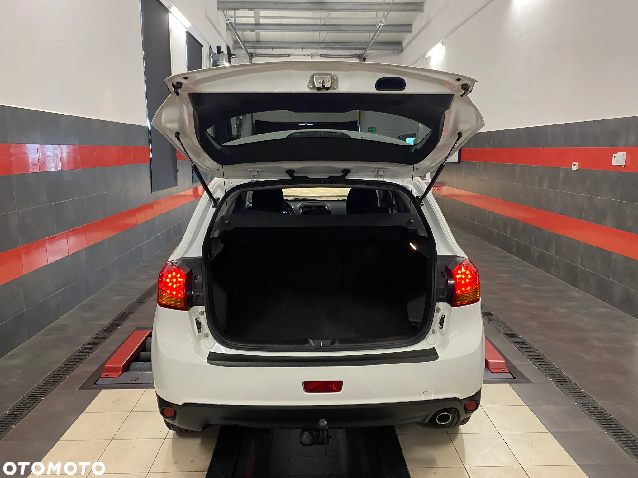Mitsubishi ASX 1.6 Cool Edition - 11