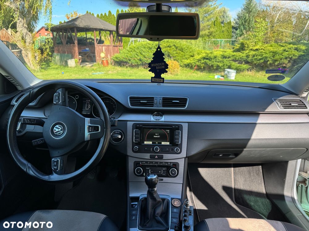 Volkswagen Passat 2.0 TDI Comfortline - 6