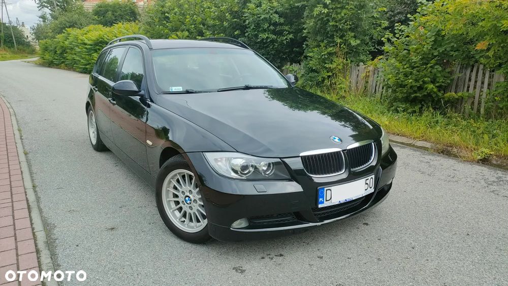 BMW Seria 3 318d - 17