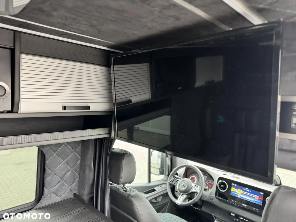 Mercedes-Benz Sprinter - 16
