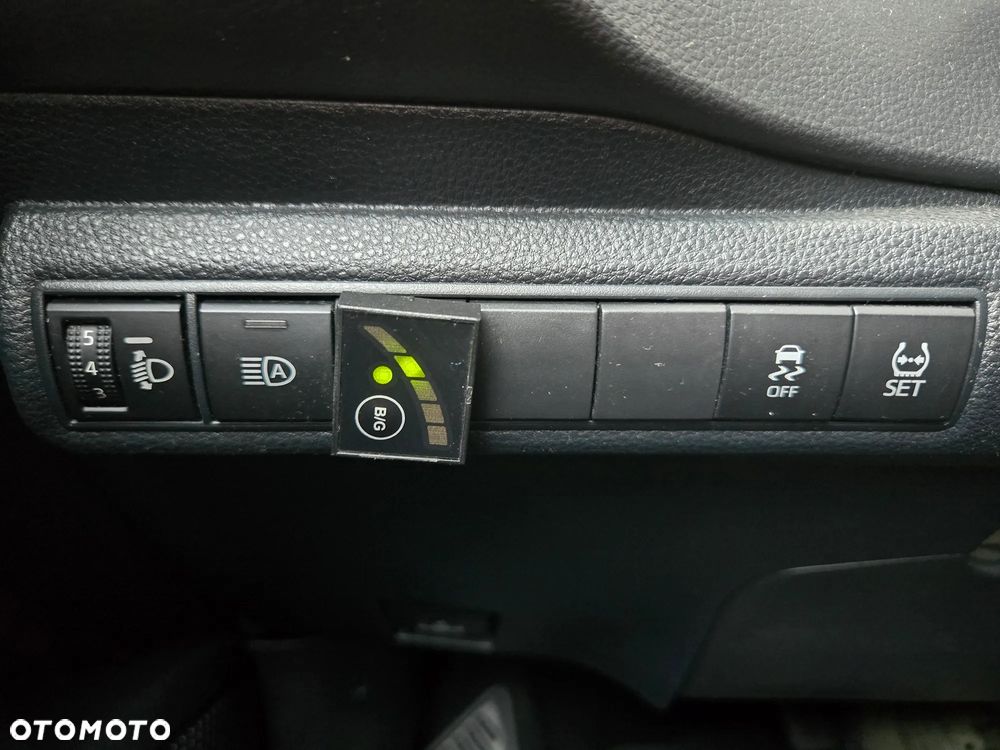 Toyota Corolla 1.8 Hybrid GPF Executive - 17