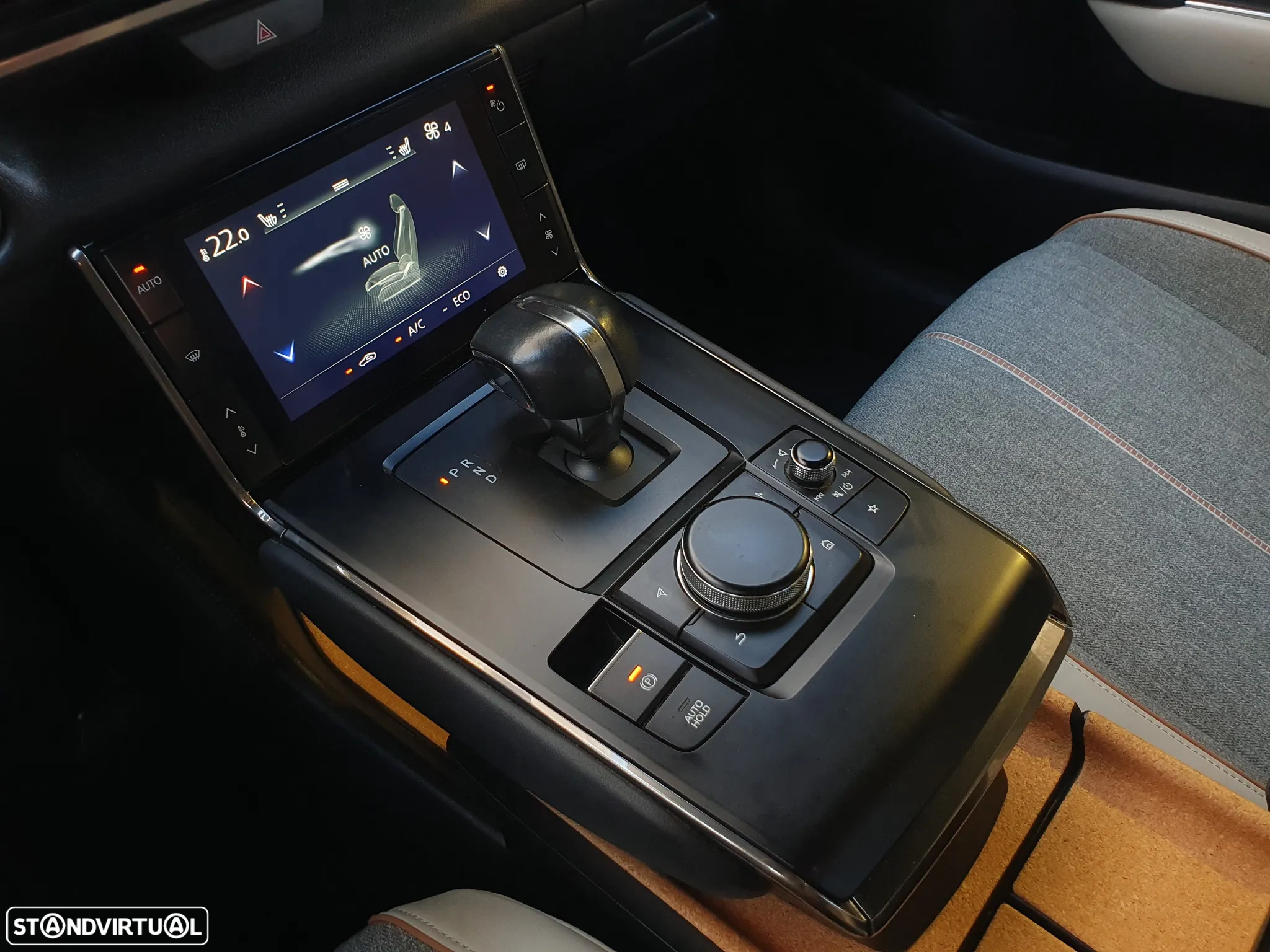 Mazda MX-30 e-Skyactiv Advantage+Modern Confidence - 10