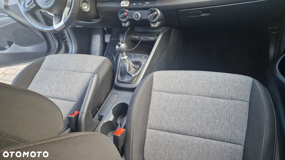 Kia Stonic 1.2 M - 12