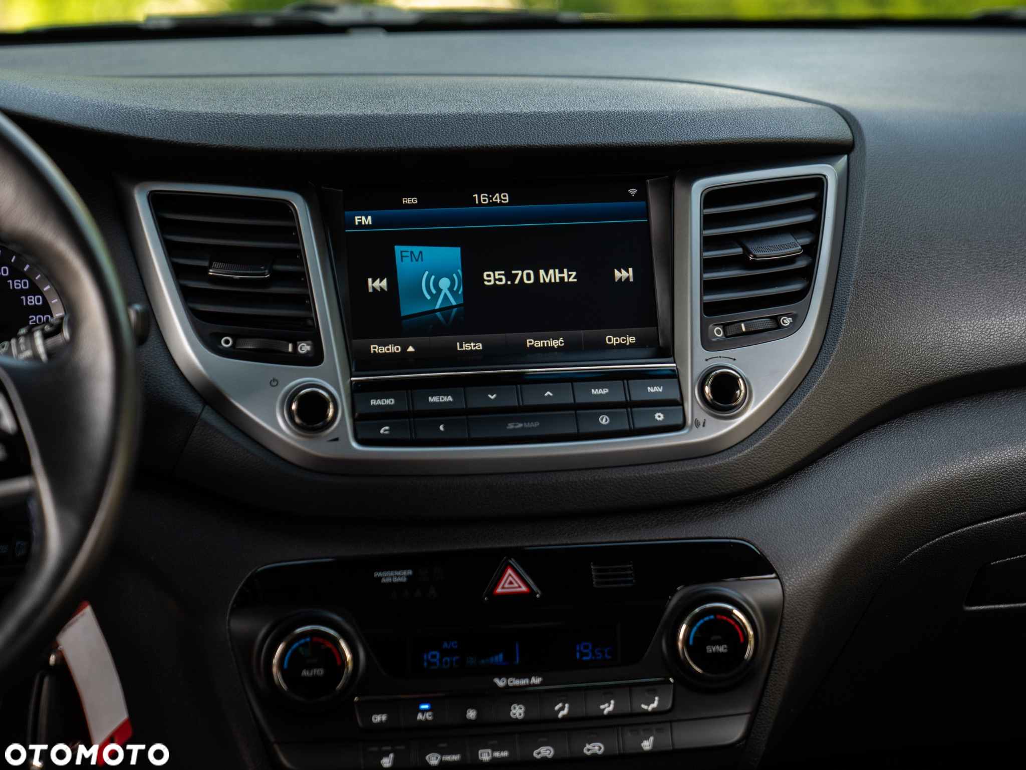 Hyundai Tucson blue 1.7 CRDi 2WD Style - 38