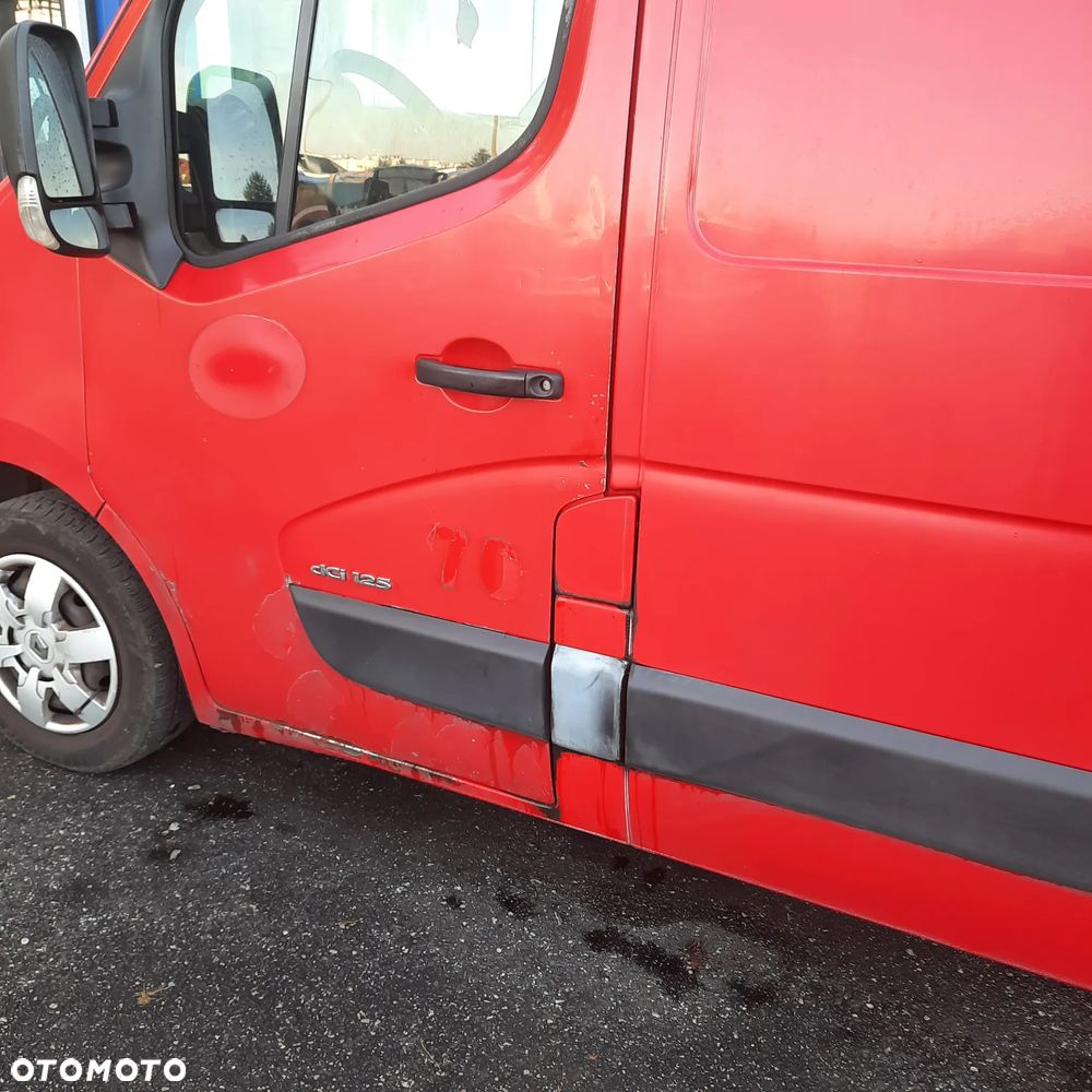 Renault Master FWD dCi MR'10 E4 3,3t - 6