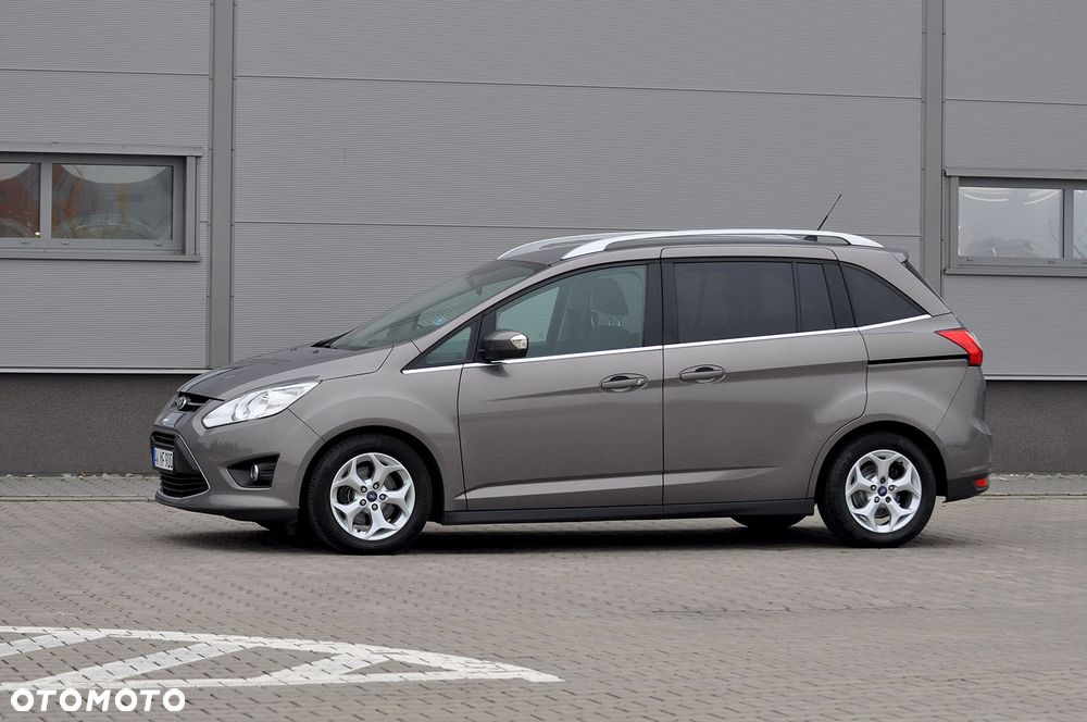 Ford Grand C-MAX 2.0 TDCi Titanium - 13