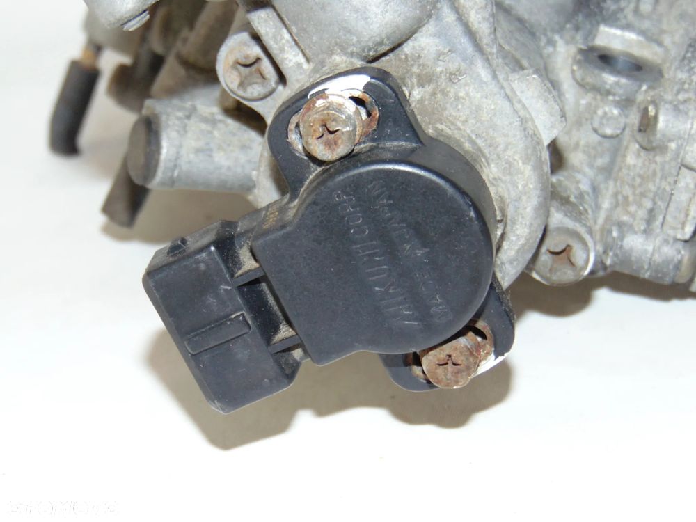 Przepustnica silniczek silnik krokowy Mitsubishi Galant VIII 2.5 V6 - 12