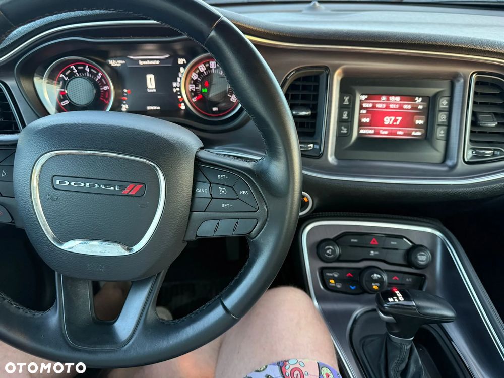 Dodge Challenger Automatik SXT Plus - 12