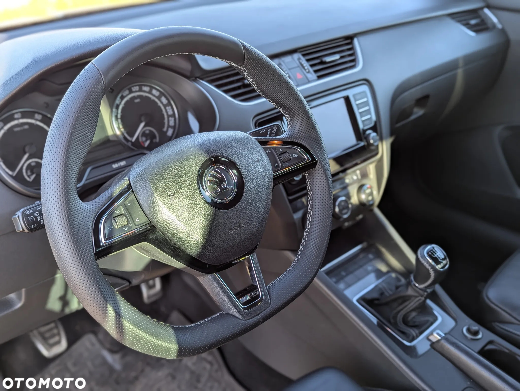 Skoda Octavia 2.0 TSI RS - 13