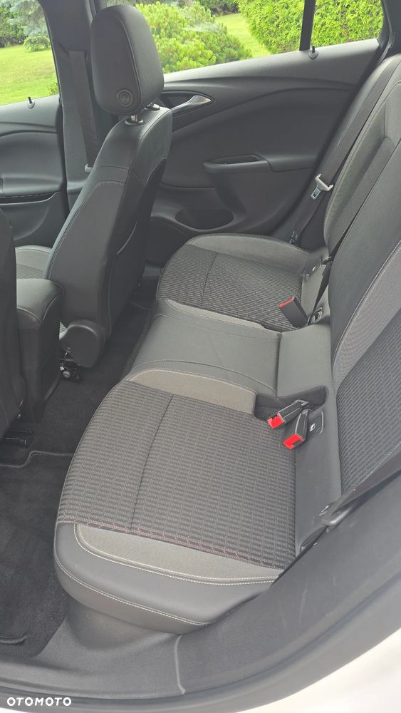 Opel Astra 1.2 T Elegance S&S - 38