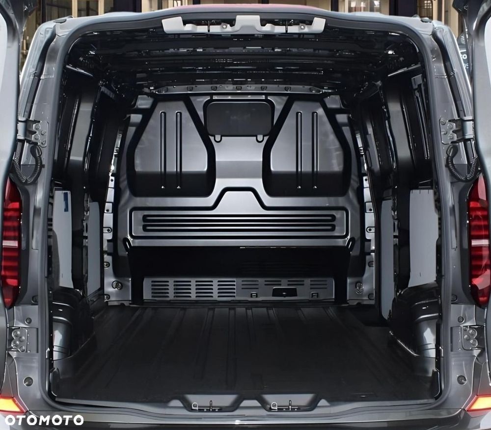 Volkswagen Transporter TDI L2H1 - 7