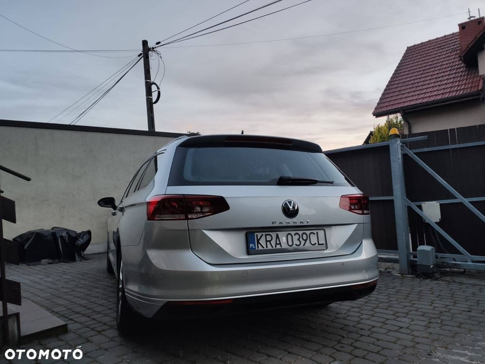 Volkswagen Passat - 9