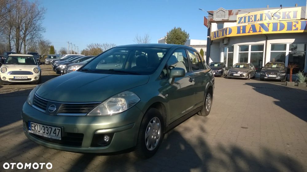 Nissan Tiida 1.6 Tekna - 1