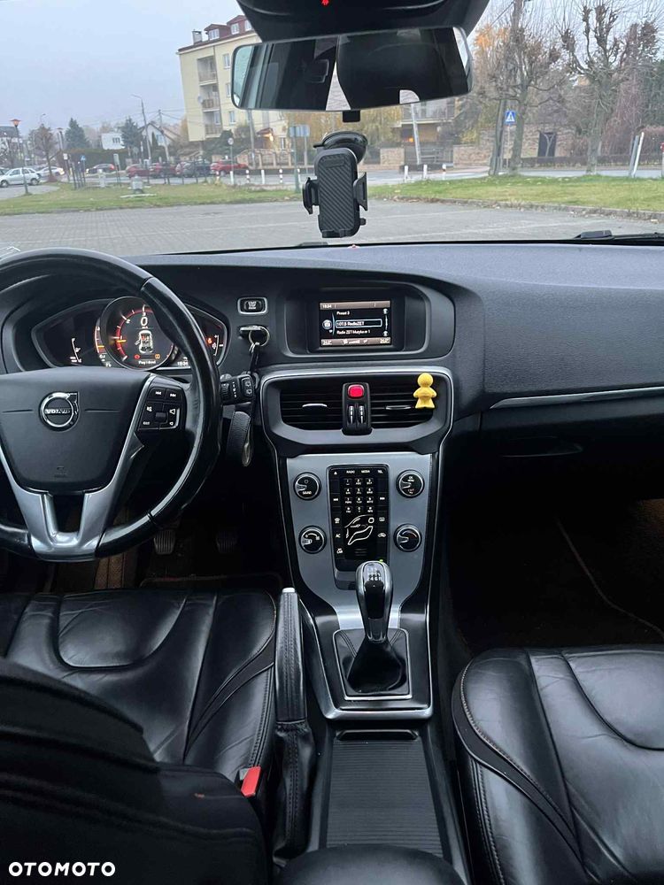 Volvo V40 D2 Drive-E Momentum - 21