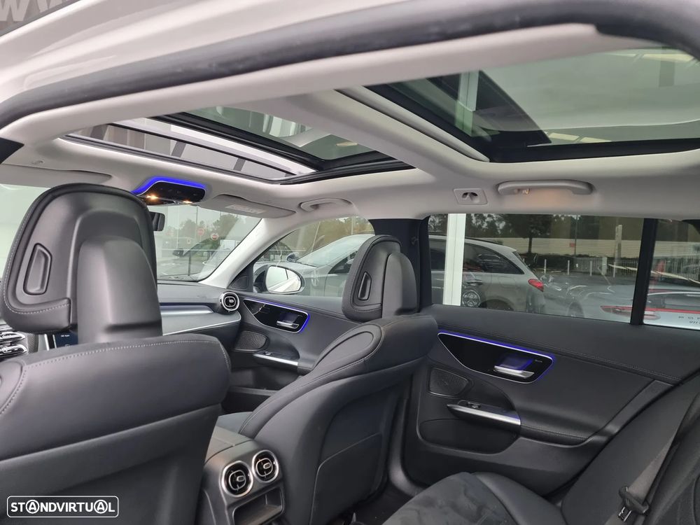 Mercedes-Benz C 300 e T 9G-TRONIC AMG Line - 39