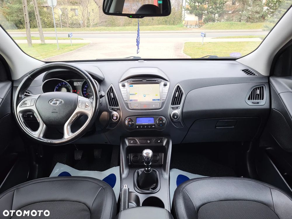 Hyundai ix35 blue 1.6 2WD Finale Gold - 24