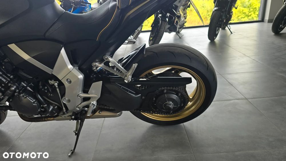 Honda CB - 10
