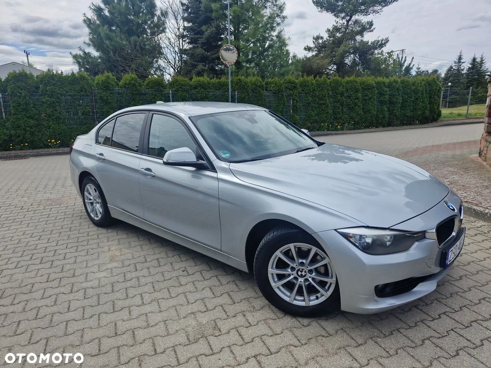 BMW Seria 3 316d M Sport - 4