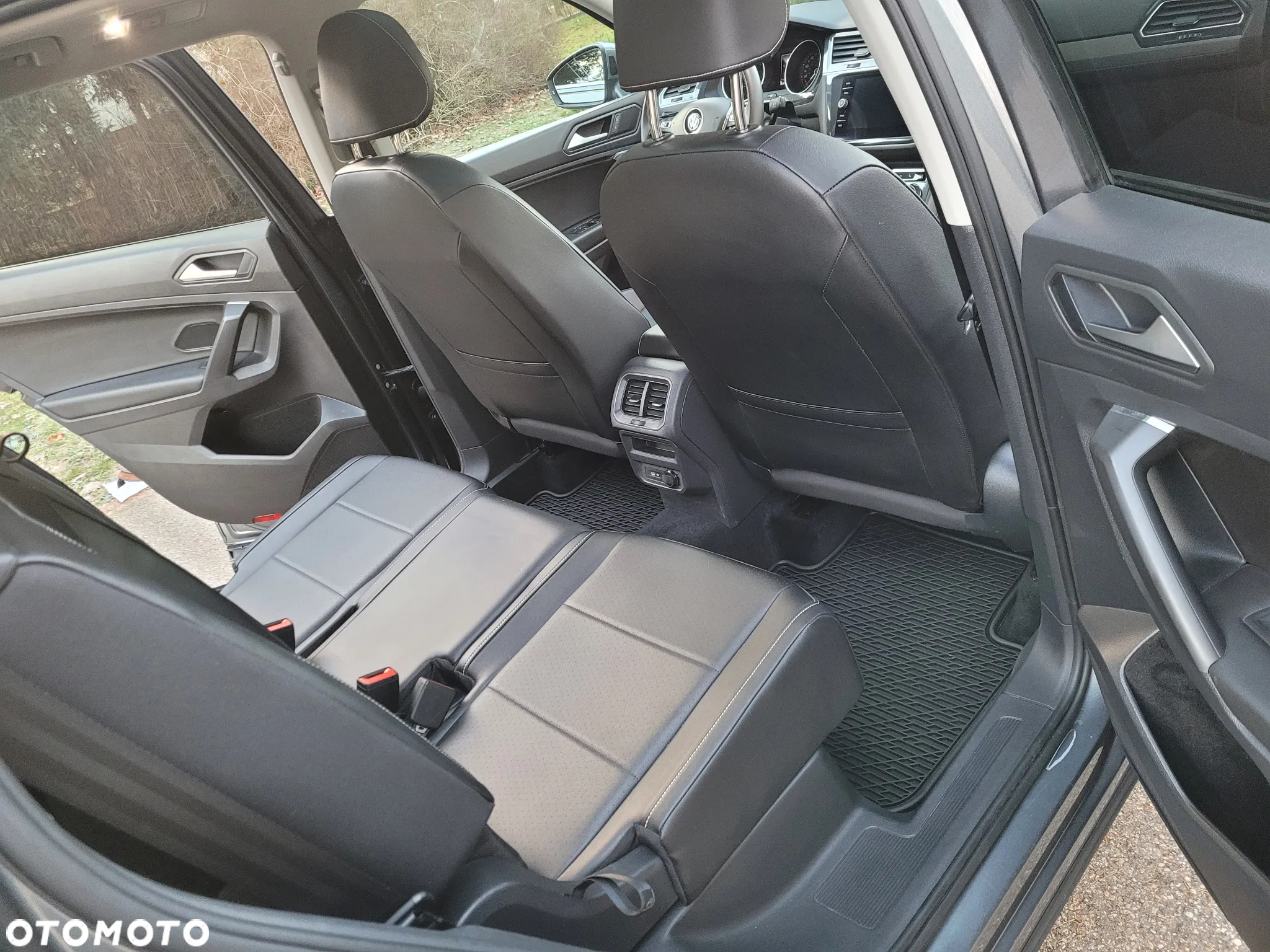 Volkswagen Tiguan 2.0 TSI 4Mot Elegance DSG - 10