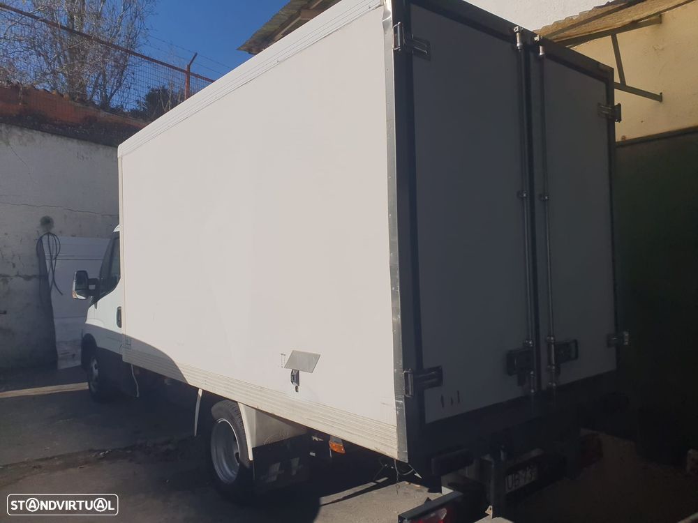 Iveco Daily 2.3 35C14 FRIGORIFICA Rod Duplo - 4
