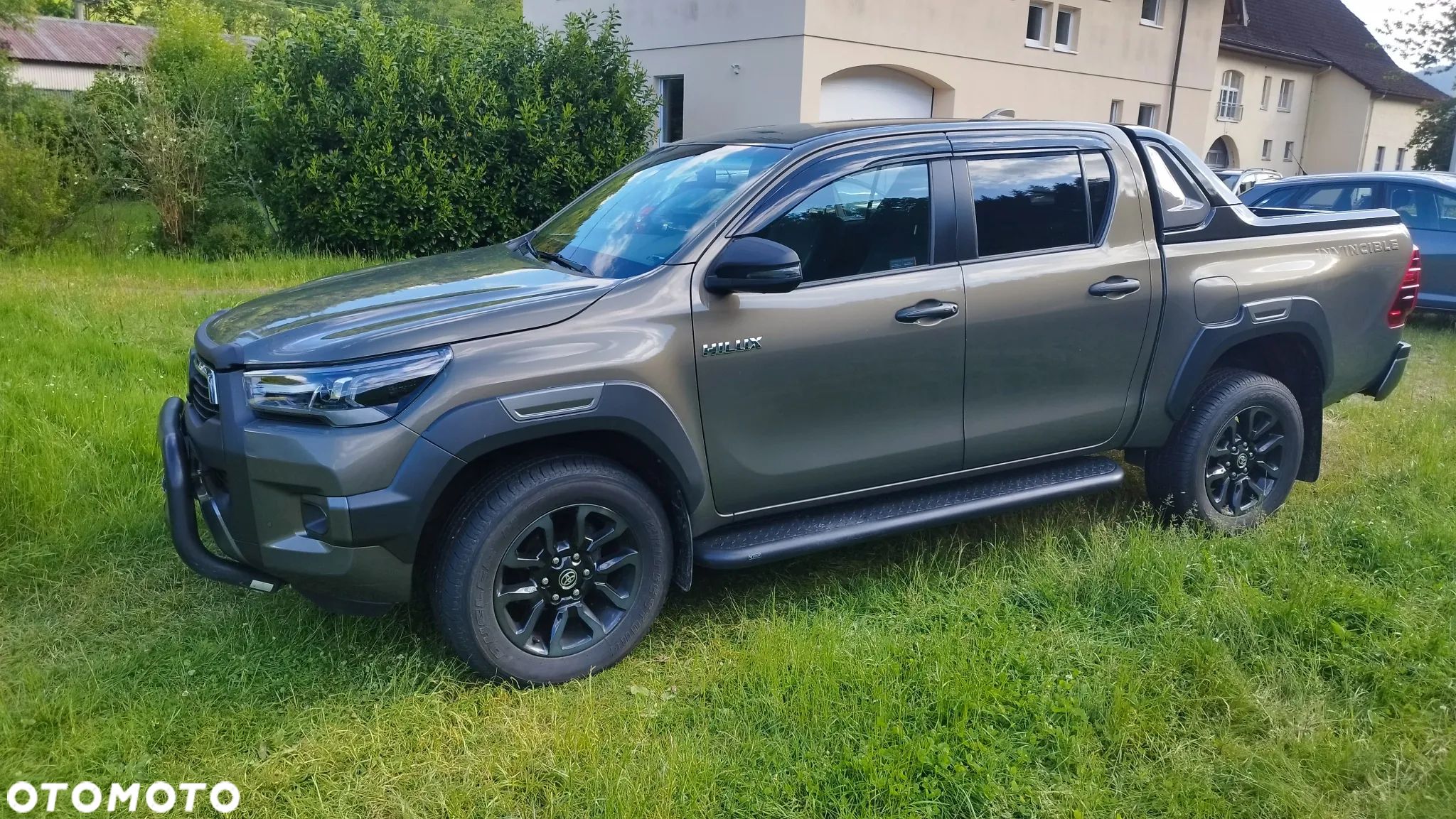 Toyota Hilux 2.8 D-4D Double Cab Invincible Sport 4x4 - 1