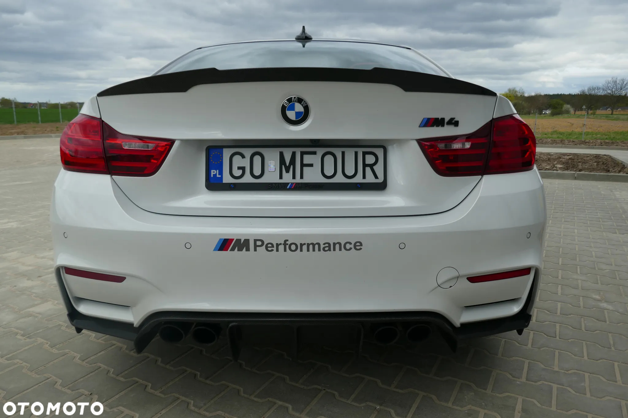 BMW M4 DKG - 10