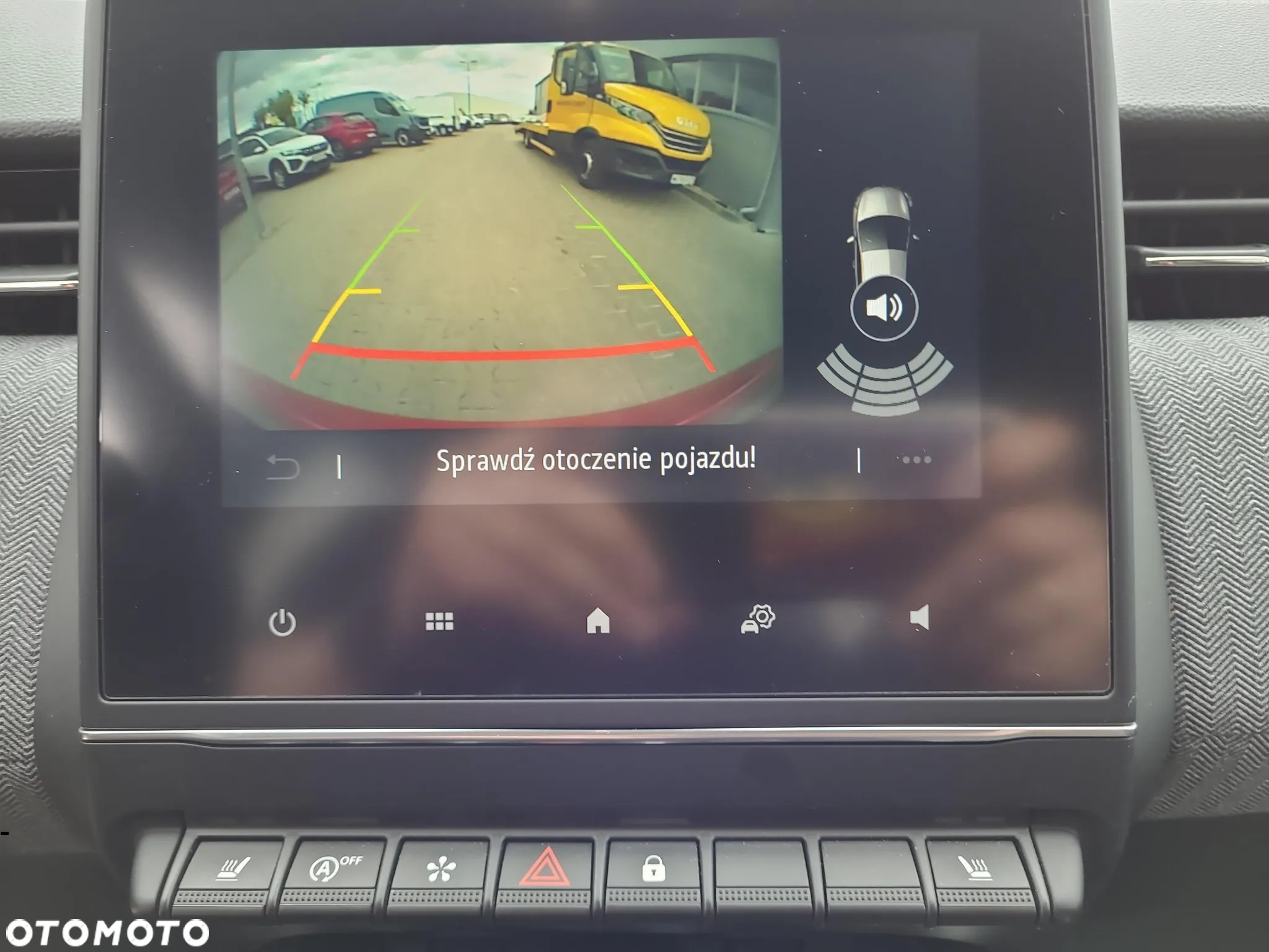 Renault Clio 1.0 TCe Techno - 20