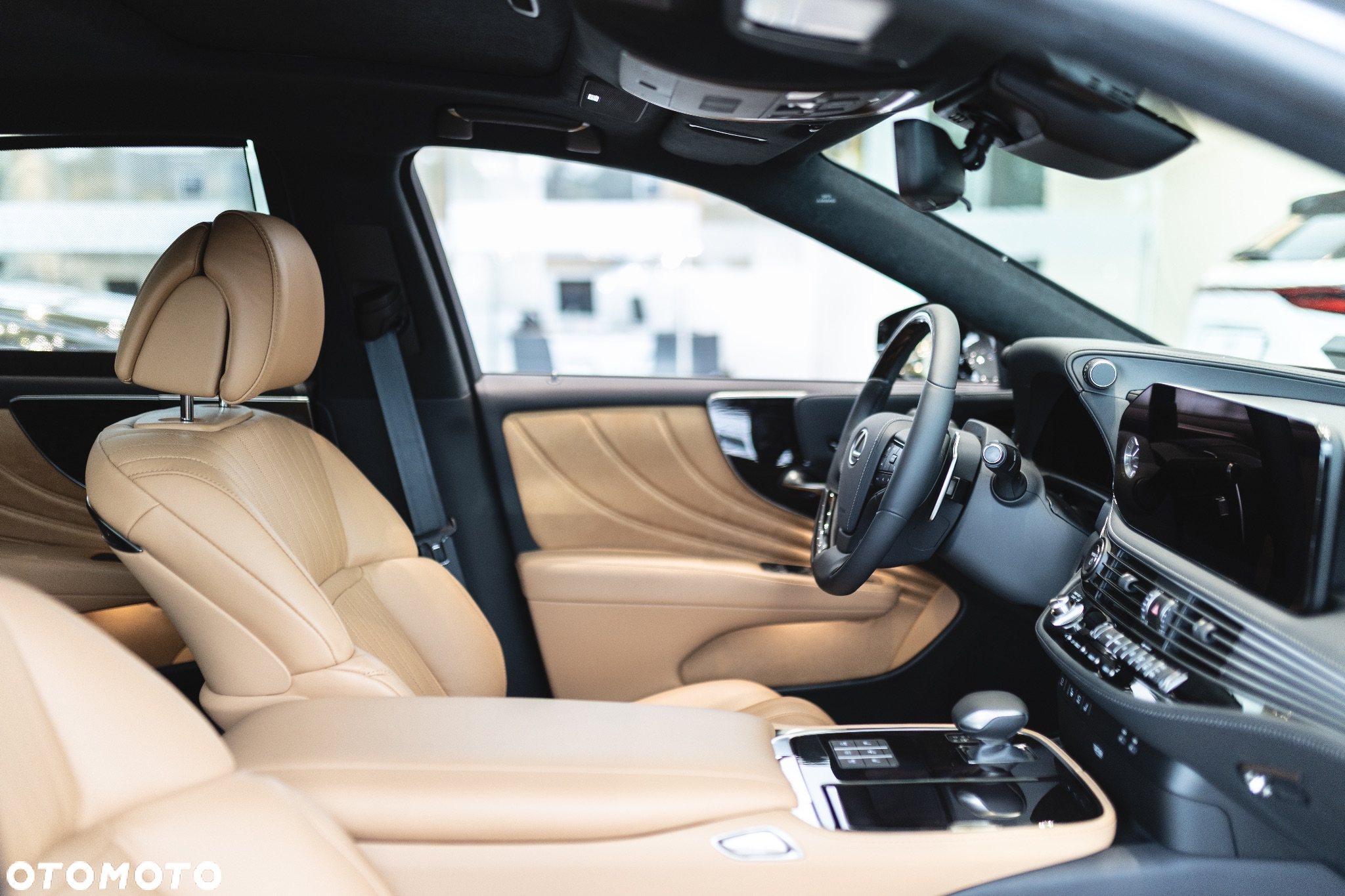 Lexus LS 500h Prestige AWD - 12