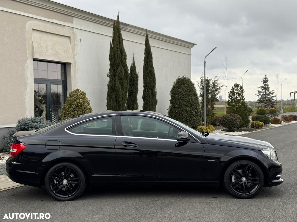 Mercedes-Benz C 220 CDI DPF Automatik Elegance - 8