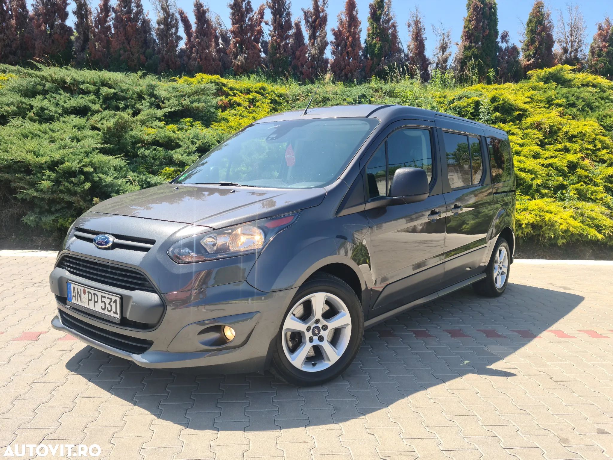 Ford Tourneo Connect 1.5 TDCi LWB (L2) Titanium - 1