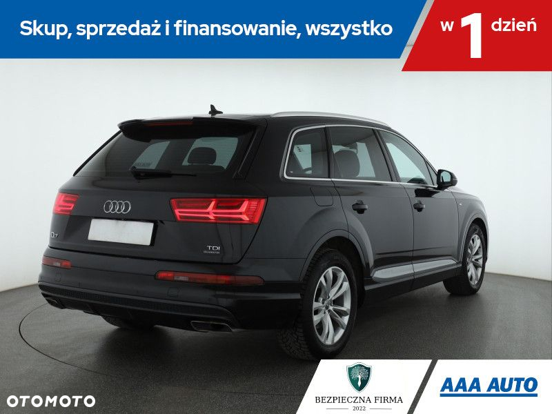 Audi Q7 - 6