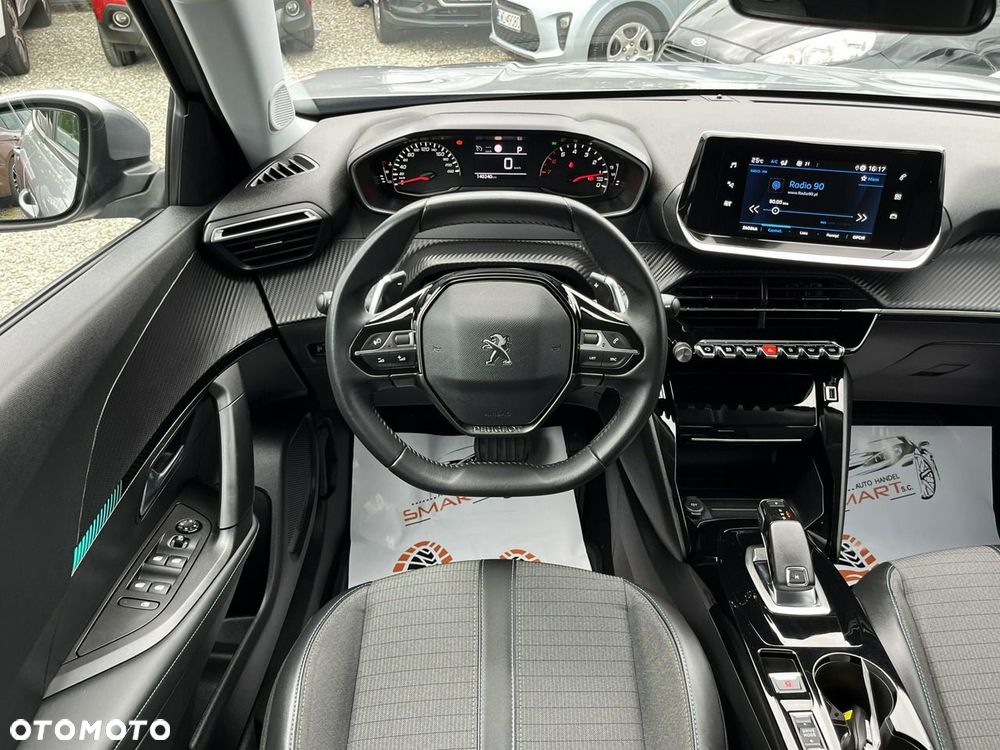 Peugeot 2008 PureTech 130 Allure S&S EAT8 - 11