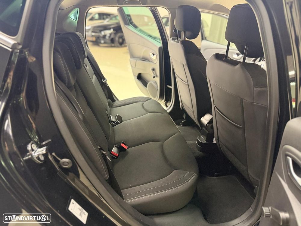 Renault Clio 0.9 TCe Limited - 13