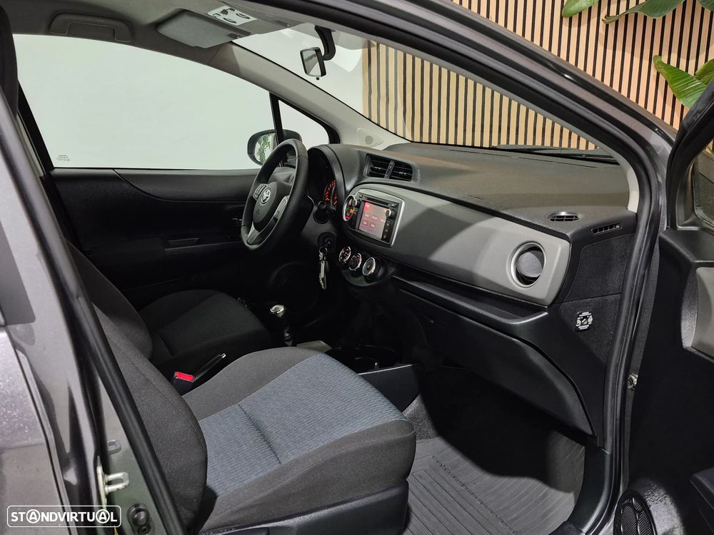 Toyota Yaris 1.0 VVT-i Comfort+P.Style - 21