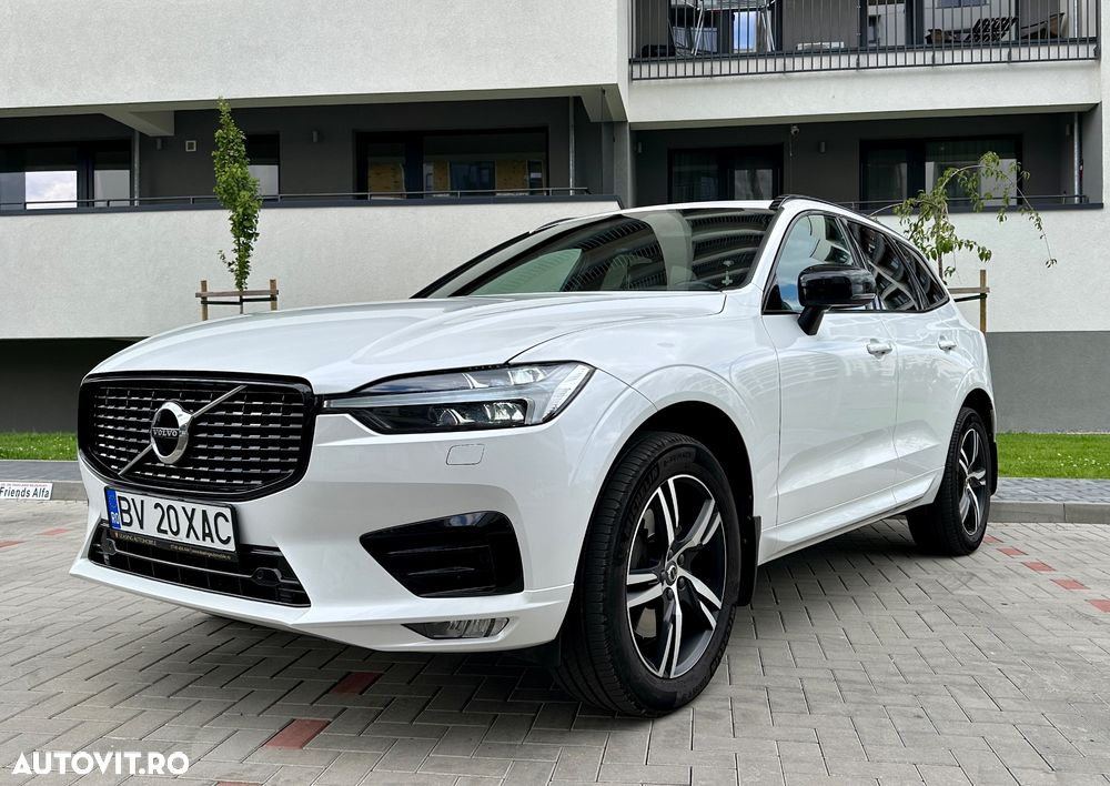 Volvo XC 60 B5 MHEV AT8 AWD R-Design - 3